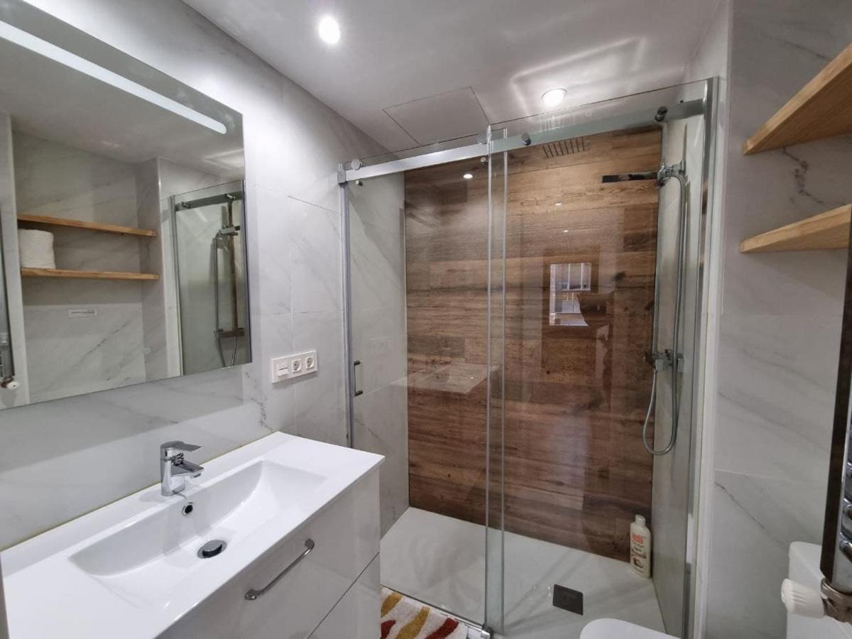 102A Apartamento Moderno 2 Habitaciones Gijón Esterno foto